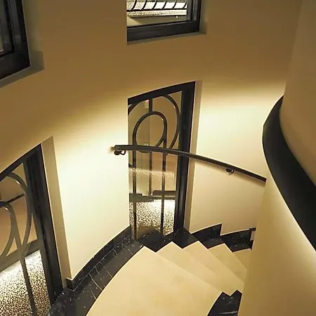 فندق Maison Marineta دينايا